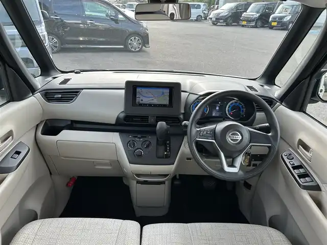 日産 ルークス S 和歌山県 2023(令5)年 2.4万km ホワイトパール (株)IDOMが運営する【じしゃロン和歌山店】の自社ローン専用車両になります。こちらは現金またはオートローンご利用時の価格です。自社ローンご希望の方は別途その旨お申付け下さい/社外ナビ　/（フルセグＴＶ/Ｂｌｕｅｔｏｏｔｈ/CD/DVD/AM/FM)　/社外ＥＴＣ　/ベンチシート　/標識認識システム　/レーンキープアシスト　/電動格納ミラー　/両側スライドドア　/オートライト　/スペアキー有　/保証書　/取扱説明書