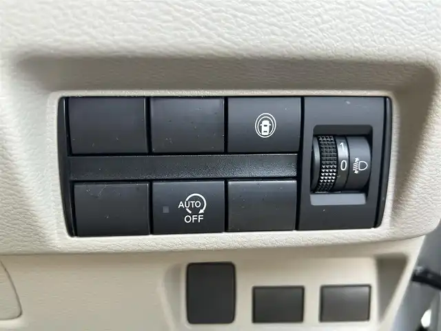 日産 ルークス S 和歌山県 2023(令5)年 2.4万km ホワイトパール (株)IDOMが運営する【じしゃロン和歌山店】の自社ローン専用車両になります。こちらは現金またはオートローンご利用時の価格です。自社ローンご希望の方は別途その旨お申付け下さい/社外ナビ　/（フルセグＴＶ/Ｂｌｕｅｔｏｏｔｈ/CD/DVD/AM/FM)　/社外ＥＴＣ　/ベンチシート　/標識認識システム　/レーンキープアシスト　/電動格納ミラー　/両側スライドドア　/オートライト　/スペアキー有　/保証書　/取扱説明書