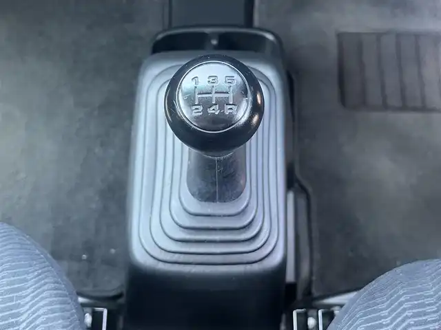 ホンダ バモス G 秋田県 2017(平29)年 4.4万km アドミラルグレーメタリック ４WD/５速MT/純正オーディオ（AM/FM/CD）/バックカメラ/純正フロアマット/純正ドアバイザー/パワーステアリング/パワーウィンドウ/レベライザー/保証書/取扱説明書/記録簿