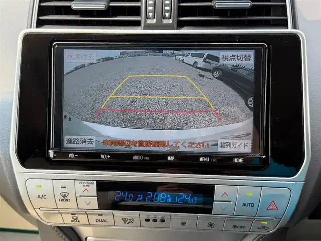 トヨタ ランドクルーザー プラド TX Lパッケージ 愛知県 2023(令5)年 5.1万km ホワイトパールクリスタルシャイン ワンオーナー/4WD/純正9型ナビ(BT/CD/DVD)/フルセグTV/バックカメラ/ビルトインETC/レーダークルーズコントロール/クリアランスソナー/セーフティセンス/・プリクラッシュセーフティ/・レーンディパーチャーアラート/・オートマチックハイビーム/・ロードサインアシスト/LEDヘッドランプ/木目調/革巻きコンビステアリング/ニュートラルベージュ革シート/前席パワーシート/快適温熱シート/3列目電動格納シート/純正19インチアルミホイール/スマートエントリー/スタートシステム/モデリスタエアロ/禁煙車