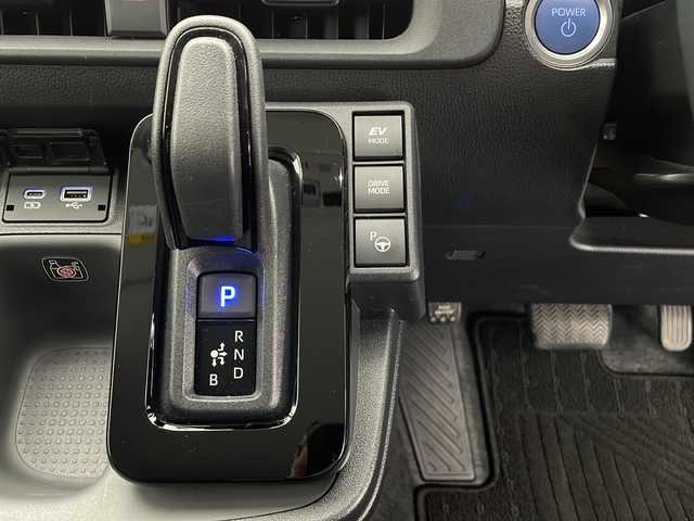 トヨタ シエンタ ハイブリッド Z 長野県 2023(令5)年 3.7万km ホワイトパールクリスタルシャイン 純正ナビ/両側パワースライドドア/トヨタセーフティセンス/全方位カメラ/バックカメラ/追従型クルーズコントロール/コーナーセンサー/フルセグTV/Bluetooth/USB/ビルトインETC/オートライト/LEDヘッドライト/オートマチックハイビーム/純正フロアマット/社外アルミホイール/モデリスタエアロ