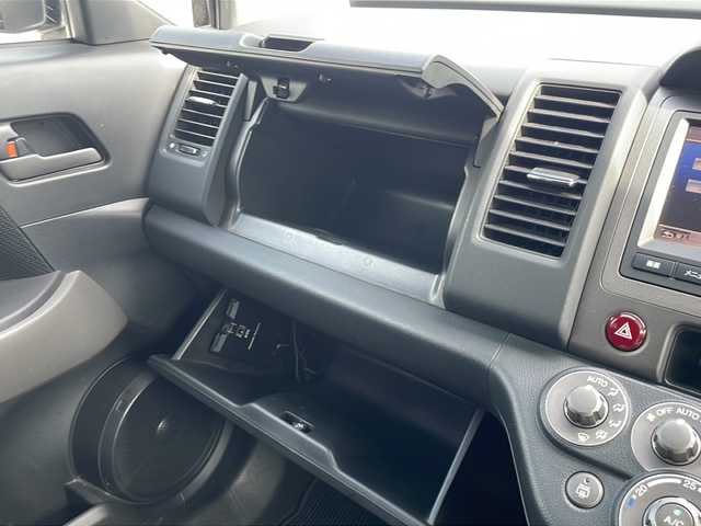 ホンダ クロスロード 18L HDDナビエディション 静岡県 2009(平21)年 11.9万km アラバスターシルバーメタリック 純正ナビ/　フルセグTV/MSV/DVD/バックカメラ /ETC/キセノンライト/オートライト/純正マット、バイザー/ステアリングスイッチ