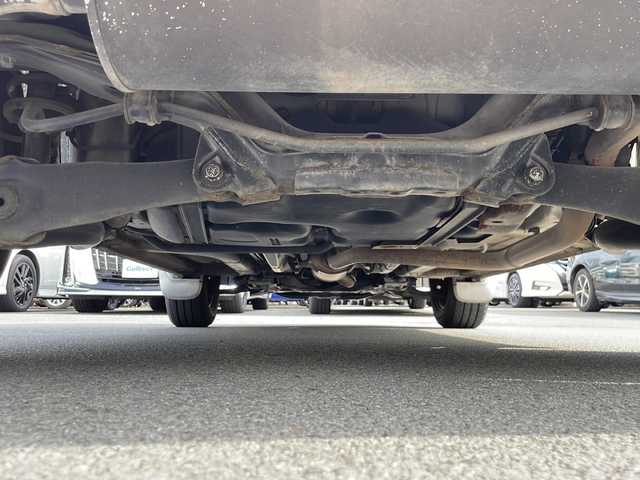 ホンダ クロスロード 18L HDDナビエディション 静岡県 2009(平21)年 11.9万km アラバスターシルバーメタリック 純正ナビ/　フルセグTV/MSV/DVD/バックカメラ /ETC/キセノンライト/オートライト/純正マット、バイザー/ステアリングスイッチ