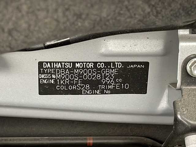 ダイハツ トール X SAⅡ 千葉県 2018(平30)年 3万km ブライトシルバーメタリック スマートアシスト/ALPINE9インチHDDナビ/　　CD/DVD/BT/フルセグTV/片側パワースライドドア/リアイージードアクローザー/オートライト/アイドリングストップ/社外ドライブレコーダー/プッシュスタート/ETC/禁煙車/ISOFIX