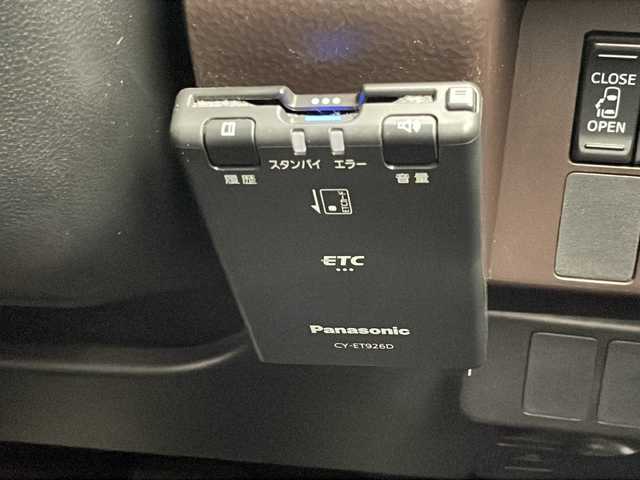 ダイハツ トール X SAⅡ 千葉県 2018(平30)年 3万km ブライトシルバーメタリック スマートアシスト/ALPINE9インチHDDナビ/　　CD/DVD/BT/フルセグTV/片側パワースライドドア/リアイージードアクローザー/オートライト/アイドリングストップ/社外ドライブレコーダー/プッシュスタート/ETC/禁煙車/ISOFIX