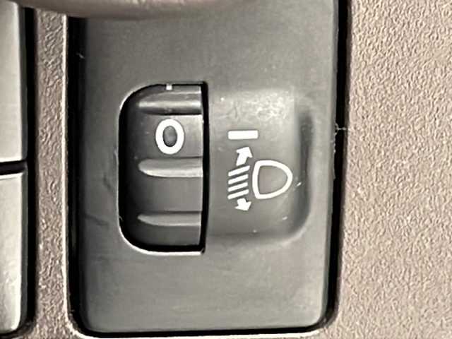 ダイハツ トール X SAⅡ 千葉県 2018(平30)年 3万km ブライトシルバーメタリック スマートアシスト/ALPINE9インチHDDナビ/　　CD/DVD/BT/フルセグTV/片側パワースライドドア/リアイージードアクローザー/オートライト/アイドリングストップ/社外ドライブレコーダー/プッシュスタート/ETC/禁煙車/ISOFIX