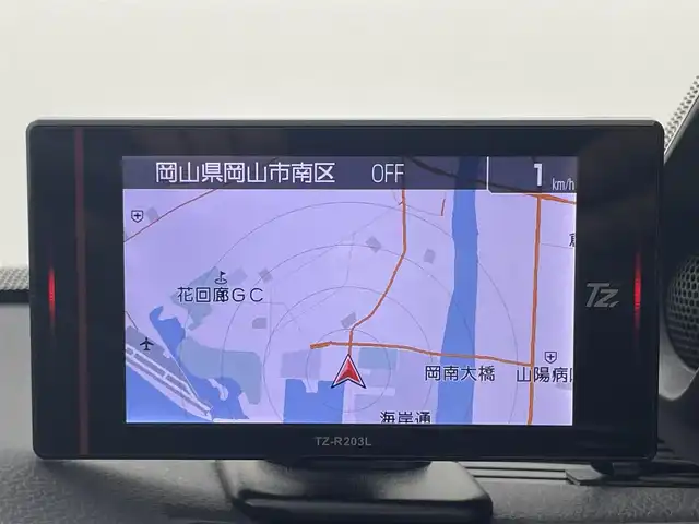 トヨタ ハリアー ハイブリッド Z レザーパッケージ 岡山県 2024(令6)年 2万km プレシャスブラックパール 調光パノラマルーフ/モデリスタエアロ（前・横・後下）	/JBLプレミアムサウンドシステム	/純正１２．３インチディスプレイオーディオ	/【ナビ/フルセグ/Bluetooth/Carplay】	/パノラミックビューモニター	/追従型クルーズコントロール	/デジタルインナーミラー/オートハイビーム	/LEDヘッドライト（AUTO機能付き）	/ビルトインETC２．０/前席シートヒーター/ステアリングヒーター/前席エアシート	/前席パワーシート/パワーバックドア/オートブレーキホールド/ブラインドスポットモニター	/衝突軽減ブレーキシステム	/車線逸脱防止システム	/横滑り防止装置	/踏み間違い防止装置/純正ドライブレコーダー（前後）	/モデリスタ20インチアルミホイール/コーナーセンサー（前後）	/純正フロアマット	/ステアリングスイッチ/ISOFIX/チルトステアリング/シートリフター/ウィンカーミラー		/プッシュスタート	/保証書	/取扱説明書
