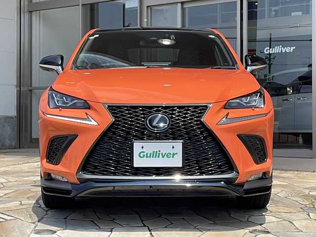 レクサス ＮＸ 300h Fスポーツ 静岡県 2020(令2)年 4.8万km オレンジ ワンオーナー車/【主要装備】/パノラマルーフ/TRDエアロ/TRDスポーツマフラー/BSM/パノラミックビューモニター/LEDヘッドライト/前後シーケンシャル/ステアリングスイッチ/クルーズコントロール/レーンキープアシスト/パワーバックドア/ハンドルヒーター/オートマチックハイビーム/シートヒーター/シートベンチレーション/パドルシフト/置くだけ充電/3眼LED