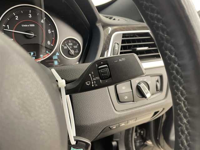 ＢＭＷ ３２０ｄ xDrive グランツーリスモ Mスポーツ 岡山県 2018(平30)年 5.5万km サファイアブラックP 純正ナビ/バックカメラ/サイドカメラ/ACC/インテリジェントセーフティ/ブラインドスポットモニター/レザーシート/シートヒーター/メモリー付パワーシート/アクティブリアスポイラー/オートライト/ETC/純正19インチAW