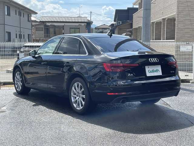 アウディ Ａ４ 2．0TFSI 福島県 2017(平29)年 5.4万km ミトスブラックメタリック 純正HDDナビ/CD/DVD/SD/BT/USB/フルセグTV/Bang & Olufsen サウンドシステム/ベージュレザーシート/パワーシート/シートヒーター/クルーズコントロール/クリアランスソナー/アイドリングストップ/ステアリングリモコン/パドルシフト/バックカメラ/オートライト/キセノンヘッドライト/プッシュスタート/フロアマット/ドライブレコーダー/ETC 2.0