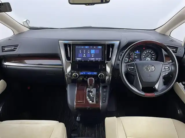 トヨタ アルファード G 千葉県 2016(平28)年 5.7万km ホワイトパールクリスタルシャイン 純正9インチメモリーナビ/・フルセグTV/・Bluetoothオーディオ接続/・CD/DVD再生機能/・バックカメラ/両側パワースライドドア/前後コーナーセンサー/ハーフレザーシート/パワーシート/LEDヘッドライト/ビルトインETC