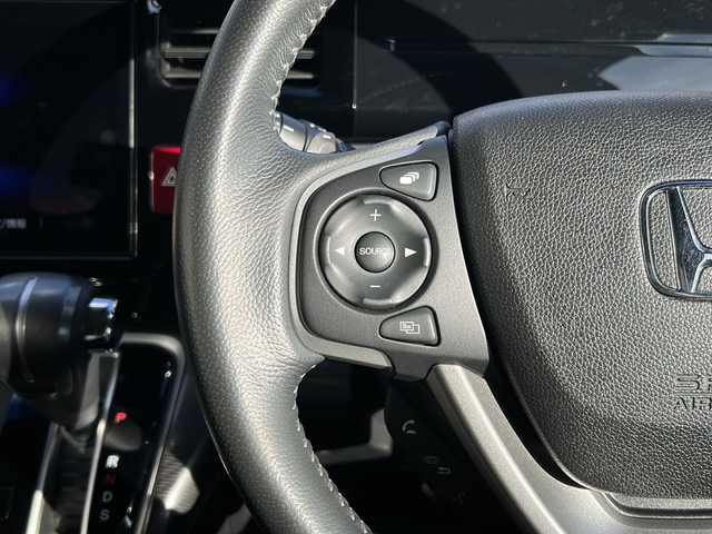 ホンダ ステップワゴン スパーダ クルスピセンシング 道北・旭川 2018(平30)年 3.8万km モダンスティールM ・４ＷＤターボ/・禁煙車/・両側パワースライドドア/・１０インチ純正ナビ/　ＣＤ/ＤＶＤ/ＳＤ/フルセグ/ＢＴ/・１０インチワイド純正フリップダウンモニター////ホンダセンシング////　アダプティブ・クルーズ・コントロール/　衝突軽減ブレーキ/　誤発進抑制機能/　歩行者事故低減ステアリング/　路外逸脱抑制機能/　車線維持支援システム/　先行車発進お知らせ機能/　標識認識機能/・バックカメラ/・ステアリングリモコン/・パドルシフト/・純正ドライブレコーダー/・純正１６インチアルミ/・ＬＥＤヘッドライト/・オートライト/・ハーフレザーシート/・前席シートヒーター/・フロントワイパーデアイサー/・ドアミラーヒーター/・新車時保証書、取説/・スペアキー×１/・ＥＴＣ