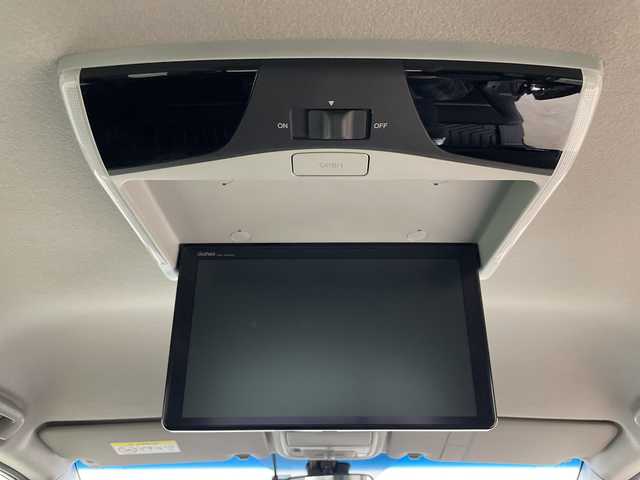 ホンダ ステップワゴン スパーダ クルスピセンシング 道央・札幌 2018(平30)年 3.8万km モダンスティールM ・４ＷＤ/ターボ/・寒冷地仕様/・10インチ純正ナビ/・BT&CD&DVD&SD&USB&フルセグTV/・AppleCarPlay&TVキャンセラー/・バックカメラ/・両側パワースライドドア/・純正フリップダウンモニター/・ホンダセンシング/・アダプティブクルーズコントロール/・衝突被害軽減ブレーキ/・パドルシフト/・ハーフレザーシート/・前席シートヒーター/・純正ドライブレコーダー/・ビルトインETC/・ＬＥＤヘッドライト/・オートライト/・フロントワイパーデアイサー/・ドアミラーヒーター/・保証書/・取扱説明書