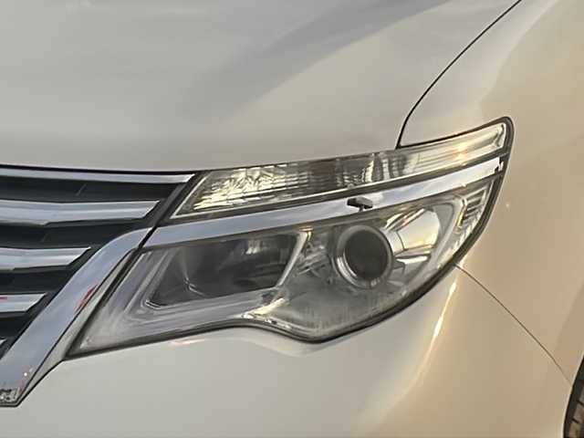 日産 セレナ HWS S HV Vセレ +Sefty 熊本県 2015(平27)年 7.1万km ブリリアントホワイトパール (株)IDOMが運営する【じしゃロン熊本店】の自社ローン対象車両になります。こちらは現金ご利用時の価格です。自社ローンご希望の方は別途その旨お申付け下さい。/純正ナビ（ＣＤ　ＤＶＤ　ＳＤ　フルセグＴＶ）　/バックカメラ　/ＥＴＣ　/両側パワースライドドア　/クルーズコントロール　/レーンキープアシスト　/エマージェンシーブレーキ　/Ｗエアバッグ　/プッシュスタート