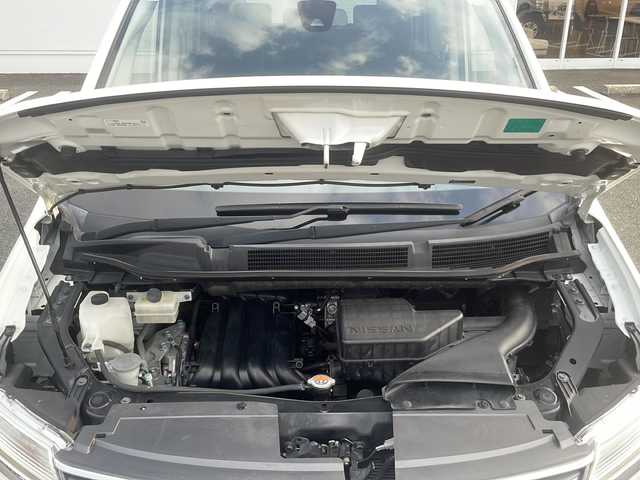 日産 セレナ HWS S HV Vセレ +Sefty 熊本県 2015(平27)年 7.1万km ブリリアントホワイトパール (株)IDOMが運営する【じしゃロン熊本店】の自社ローン対象車両になります。こちらは現金ご利用時の価格です。自社ローンご希望の方は別途その旨お申付け下さい。/純正ナビ（ＣＤ　ＤＶＤ　ＳＤ　フルセグＴＶ）　/バックカメラ　/ＥＴＣ　/両側パワースライドドア　/クルーズコントロール　/レーンキープアシスト　/エマージェンシーブレーキ　/Ｗエアバッグ　/プッシュスタート