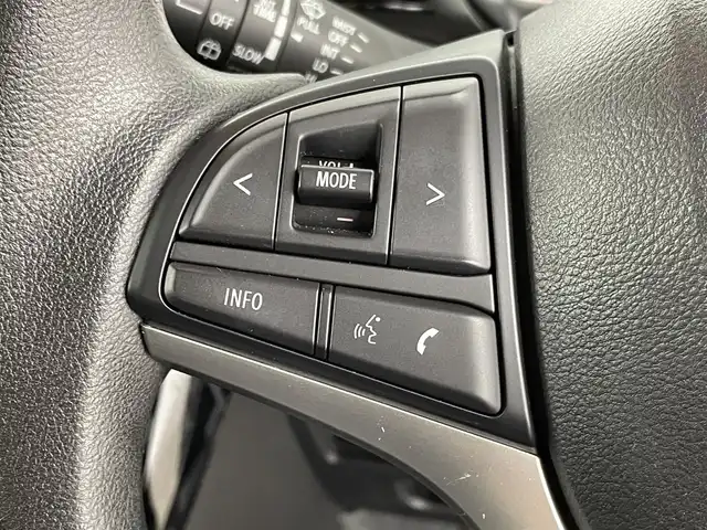 スズキ スペーシア カスタム HYBRID GS 群馬県 2021(令3)年 3.6万km ピュアホワイトP 純正メモリーナビ　左側パワースライド　運転席シートヒーター　アダプティブクルーズコントロール　ＬＥＤヘッドライト　フォグランプ　運転席シートヒーター　リアコーナーセンサー　衝突軽減ブレーキ　ESP フルセグTV　CD　DVD　Bluetooth ipod SD　横滑り防止　車線逸脱警報　ステアリングオーディオスイッチ　電動格納ウインカーミラー　保証書　取説　スペアキーｘ１