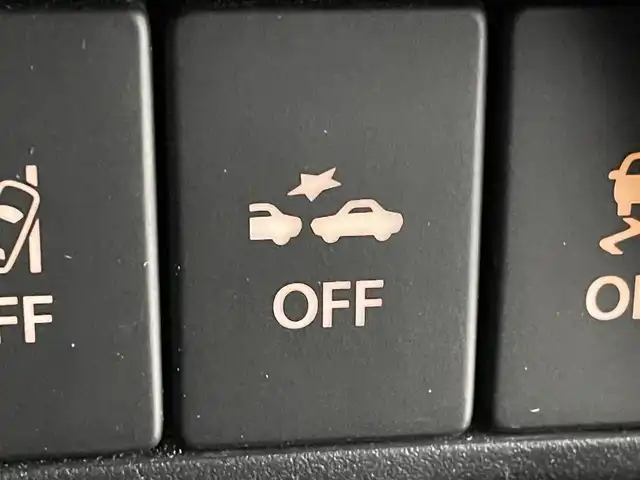 スズキ スペーシア カスタム HYBRID GS 群馬県 2021(令3)年 3.6万km ピュアホワイトP 純正メモリーナビ　左側パワースライド　運転席シートヒーター　アダプティブクルーズコントロール　ＬＥＤヘッドライト　フォグランプ　運転席シートヒーター　リアコーナーセンサー　衝突軽減ブレーキ　ESP フルセグTV　CD　DVD　Bluetooth ipod SD　横滑り防止　車線逸脱警報　ステアリングオーディオスイッチ　電動格納ウインカーミラー　保証書　取説　スペアキーｘ１