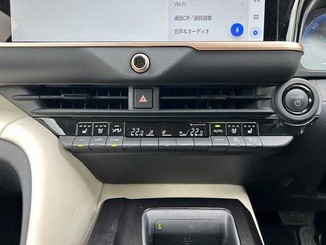 トヨタ クラウン クロスオーバー Z 埼玉県 2024(令6)年 1.4万km ブラック ワンオーナー/純正メモリナビ/全方位カメラ/追従付きクルーズコントロール/ムーンルーフ/プッシュスタート/パワーバックドア/DRIVE MODE/EVモード/レザーシート/メモリーシート/D/Nパワーシート/シートヒーター/エアーシート/ETC2.0/クリアランスソナー/デジタルインナーミラー/LEDヘッドライト/オートライト/オートハイビーム/ハンドルヒーター/置くだけ充電/PCS/BSM/AC100V