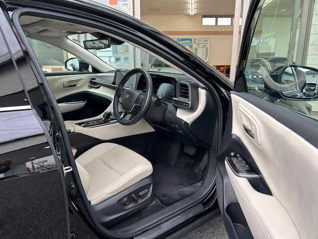 トヨタ クラウン クロスオーバー Z 埼玉県 2024(令6)年 1.4万km ブラック ワンオーナー/純正メモリナビ/全方位カメラ/追従付きクルーズコントロール/ムーンルーフ/プッシュスタート/パワーバックドア/DRIVE MODE/EVモード/レザーシート/メモリーシート/D/Nパワーシート/シートヒーター/エアーシート/ETC2.0/クリアランスソナー/デジタルインナーミラー/LEDヘッドライト/オートライト/オートハイビーム/ハンドルヒーター/置くだけ充電/PCS/BSM/AC100V