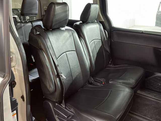 トヨタ ヴォクシー ZS 煌Ⅱ 広島県 2016(平28)年 6.5万km ホワイトパールクリスタルシャイン 禁煙　/社外９型ナビ　/両側パワースライドドア　/ブラインドスポットモニター/ＥＴＣ　/ドライブレコーダー　/後席モニター　/車線逸脱警報　/ＨＤＭＩ　/オートハイビーム　/衝突軽減システム　/ウォークスルー/社外16インチアルミホイール