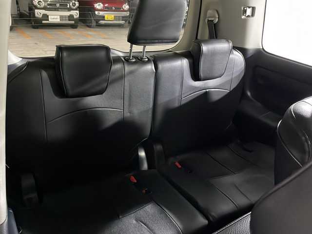 トヨタ ヴォクシー ZS 煌Ⅱ 広島県 2016(平28)年 6.5万km ホワイトパールクリスタルシャイン 禁煙　/社外９型ナビ　/両側パワースライドドア　/ブラインドスポットモニター/ＥＴＣ　/ドライブレコーダー　/後席モニター　/車線逸脱警報　/ＨＤＭＩ　/オートハイビーム　/衝突軽減システム　/ウォークスルー/社外16インチアルミホイール