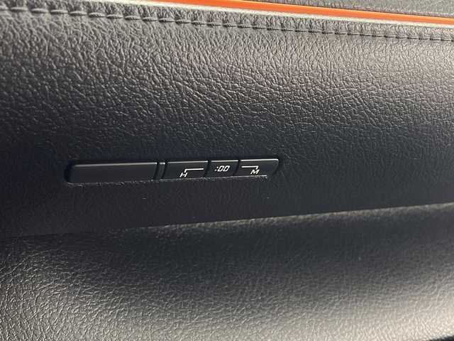 トヨタ シエンタ ファンベースG 鹿児島県 2019(令1)年 3.8万km ブラックマイカ 純正ナビ/（CD/DVD/BT/フルセグTV）/両側パワースライドドア/プリクラッシュセーフティ/レーンキープアシスト/ドライブレコーダー/ビルドインETC/シートヒーター/オートライト/LEDヘッドライト/スマートキー/プッシュスタート/バックカメラ/社外アルミホイール