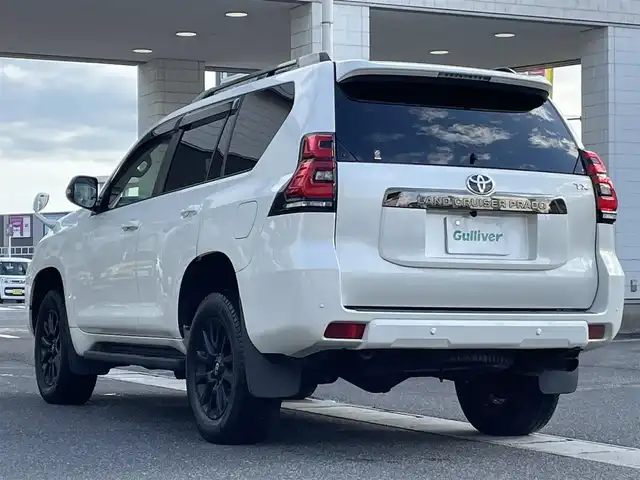 トヨタ ランドクルーザー プラド TX-L 70thアニバーサリーLTD 岡山県 2022(令4)年 7.5万km ホワイトパールクリスタルシャイン 登録時走行距離74855km/サンルーフ/ToyotaSeaftySense/・プリクラッシュセーフティ/・オートマティックハイビーム/・アダプティブクルーズコントロール/純正SDナビ/(AM/FM/BT/TV/DISC)/バックカメラ/ビルトインETC/ドライブレコーダー/D+N席パワーシート/D+N席シートヒーター/D+N席エアシート/4WD/MTモード付AT/プッシュスタート/スマートキー/スペアキー/純正18インチアルミホイール