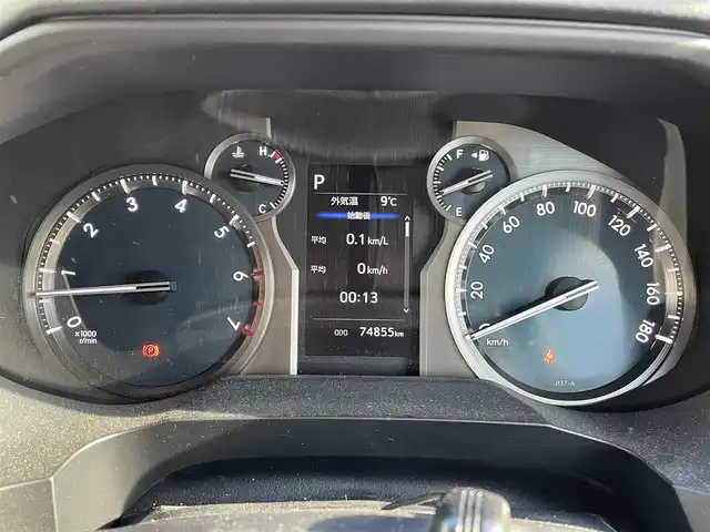 トヨタ ランドクルーザー プラド TX-L 70thアニバーサリーLTD 岡山県 2022(令4)年 7.5万km ホワイトパールクリスタルシャイン 登録時走行距離74855km/サンルーフ/ToyotaSeaftySense/・プリクラッシュセーフティ/・オートマティックハイビーム/・アダプティブクルーズコントロール/純正SDナビ/(AM/FM/BT/TV/DISC)/バックカメラ/ビルトインETC/ドライブレコーダー/D+N席パワーシート/D+N席シートヒーター/D+N席エアシート/4WD/MTモード付AT/プッシュスタート/スマートキー/スペアキー/純正18インチアルミホイール