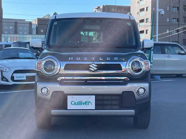 スズキ ハスラー Jスタイル ターボ 長野県 2021(令3)年 2.4万km クールカーキパールメタリック/ホワイト2トーンルーフ 禁煙車/４ＷＤ/ターボ/９インチ純正ナビ/Bluetooth Audio/フルセグテレビ/全方位カメラ/バックカメラ/ルーフレール/ビルトインＥＴＣ/追従クルーズコントロール/前席シートヒーター/ロッドホルダー/セーフティーサポート/・デュアルセンサーブレーキサポート/・誤発進抑制機能/・車線逸脱警報機能/・ふらつき警報機能/・先行車発進お知らせ機能/・標識認識機能/・ハイビームアシスト/革巻きステアリング/ステアリングスイッチ/ＬＥＤヘッドライト/フォグランプ/オートライト/オートマチックハイビーム/スマートキー/プッシュスタート/電動格納ミラー/社外１５インチＡＷ/純正フロアマット