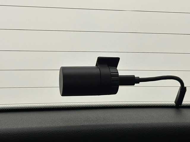 フォルクスワーゲン ＶＷ Ｔ－クロス TSI アクティブ 兵庫県 2022(令4)年 2.8万km 白 ・純正メモリナビ/・FM/AM/Bluetooth/DA　/・純正ディスプレイオーディオ/(AppleCarPlay/AndroidAuto)/・前後ドライブレコーダー　/・バックカメラ/・ＢＳＭ/・前後コーナーセンサー　/・追従クルーズコントロール　/・ビルトインＥＴＣ２．０　/・ステアリングスイッチ/・アイドリングストップ/・パーキングアシスト/・ルーフレール/・スマートキー/・オートライト/・オートハイビーム/・LEDヘッドライト/・フォグランプ