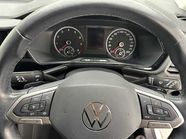 フォルクスワーゲン ＶＷ Ｔ－クロス TSI アクティブ 兵庫県 2022(令4)年 2.8万km 白 ・純正メモリナビ/・FM/AM/Bluetooth/DA　/・純正ディスプレイオーディオ/(AppleCarPlay/AndroidAuto)/・前後ドライブレコーダー　/・バックカメラ/・ＢＳＭ/・前後コーナーセンサー　/・追従クルーズコントロール　/・ビルトインＥＴＣ２．０　/・ステアリングスイッチ/・アイドリングストップ/・パーキングアシスト/・ルーフレール/・スマートキー/・オートライト/・オートハイビーム/・LEDヘッドライト/・フォグランプ