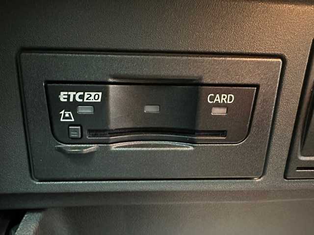 フォルクスワーゲン ＶＷ Ｔ－クロス TSI アクティブ 兵庫県 2022(令4)年 2.8万km 白 ・純正メモリナビ/・FM/AM/Bluetooth/DA　/・純正ディスプレイオーディオ/(AppleCarPlay/AndroidAuto)/・前後ドライブレコーダー　/・バックカメラ/・ＢＳＭ/・前後コーナーセンサー　/・追従クルーズコントロール　/・ビルトインＥＴＣ２．０　/・ステアリングスイッチ/・アイドリングストップ/・パーキングアシスト/・ルーフレール/・スマートキー/・オートライト/・オートハイビーム/・LEDヘッドライト/・フォグランプ