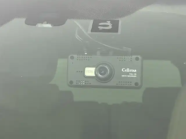 トヨタ ヴェルファイア ハイブリット エグゼクティブ ラウンジ 道央・札幌 2018(平30)年 11.1万km ホワイトパールクリスタルシャイン ・４WD/・寒冷地仕様/・モデリスタエアロ（F・S・R）/・JBLサウンド/・純正メーカーナビ/　CD／DVD／BT／フルセグ/・パノラミックビューモニター/・純正フリップダウンモニター/・デジタルインナーミラー/・純正ビルトインETC2.0/・社外ドライブレコーダー/・両側パワースライドドア/・トヨタセーフティセンス/・プリクラッシュセーフティ/・オートマチックハイビーム/・レーンキープアシスト/・レーントレーシングアシスト/・リヤクロストラフィックアラート/・パーキングサポートブレーキ/・ロードサインアシスト/・アダプティブフロントライティングシステム/・前後コーナーセンサー/・ベージュレザーシート/・全席シートヒーター/・全席シーエアコン/・全席パワーシート/・運転席シートメモリー/・純正AW17インチ/・LEDヘッドライト/・フォグライト/・純正フロアマット/・ドアバイザー/・スマートキー/・プッシュスタート/・スペアキー/・取扱説明書