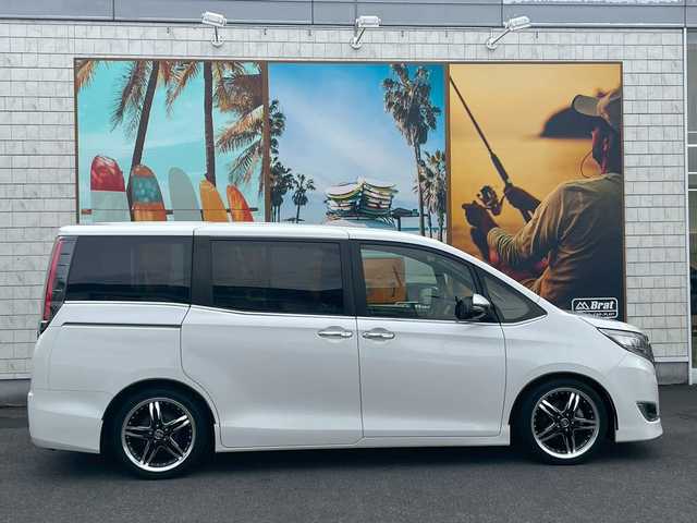 トヨタ エスクァイア Xi 宮崎県 2018(平30)年 4万km ホワイトパールクリスタルシャイン AIS検査済み/【2502040694】/ワンオーナー/MTモード付/純正LEDヘッドライト/オートマチックハイビーム/片側パワースライドドア/ドライブレコーダー/純正SDナビ/フルセグテレビ/バックカメラ/USB入力端子/ETC/レーンキープアシスト/衝突被害軽減ブレーキ/クルーズコントロール/アイドリングストップ/ローダウン/18インチAW　シュタイナーLSV（社外）/SAILUN ATREZZO　225/40R18（社外）/フェンダーモール（社外）/社外パーツ取付有