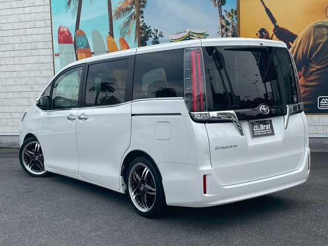 トヨタ エスクァイア Xi 宮崎県 2018(平30)年 4万km ホワイトパールクリスタルシャイン AIS検査済み/【2502040694】/ワンオーナー/MTモード付/純正LEDヘッドライト/オートマチックハイビーム/片側パワースライドドア/ドライブレコーダー/純正SDナビ/フルセグテレビ/バックカメラ/USB入力端子/ETC/レーンキープアシスト/衝突被害軽減ブレーキ/クルーズコントロール/アイドリングストップ/ローダウン/18インチAW　シュタイナーLSV（社外）/SAILUN ATREZZO　225/40R18（社外）/フェンダーモール（社外）/社外パーツ取付有