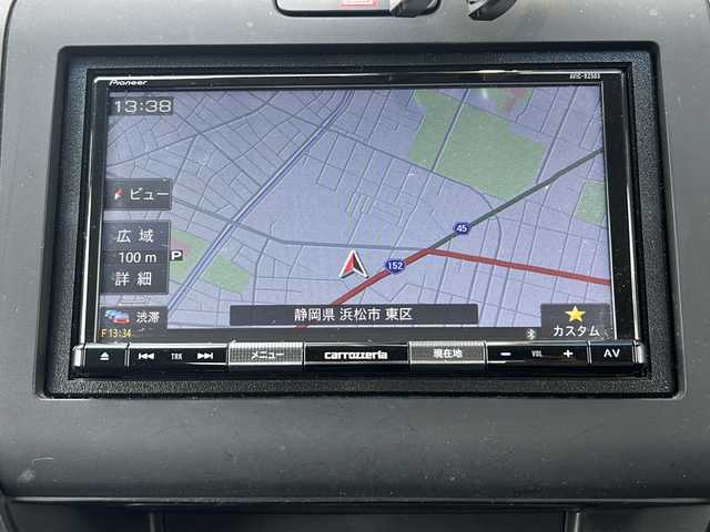 ホンダ フリード ハイブリット G ホンダセンシング 静岡県 2020(令2)年 5.9万km プラチナホワイトパール 社外ナビ/・Bluetooth/・CD/DVD/・ワンセグTV/・USB/・SD/主要装備/・プッシュスタート/・両側パワースライドドア/・ETC車載器/・前席シートヒーター/・コーナーセンサー/・純正フロアマット/・オートライト/・LEDヘッドライト/・後席サンシェード/ホンダセンシング/・衝突軽減ブレーキ/・車線維持支援システム/・アダプティブクルーズコントロール/・誤発進抑制機能/・歩行者事故低減ステアリング/・路外逸脱抑制機能/・先行車発進お知らせ機能/・標識認識機能