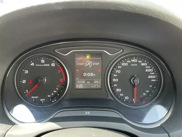 アウディ Ａ３ スポーツバック 1．4 TFSI 三重県 2016(平28)年 10.5万km ミトスブラックメタリック 登録時104380Km/ワンオーナー　/ナビ　/（AM・FM・TV・Bluetooth）/バッグカメラ　/クルコン追従なし/スペアキー　/パドルシフト　/ドラレコ　/ＭＴモード付　/アイドリングストップ　/クリアランスソナー　/コーナーセンサー　/ＬＥＤオートライト　/電動格納ミラー　/保証書/取説