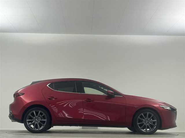 マツダ マツダ３ファストバック 15S ツーリング 埼玉県 2020(令2)年 3.7万km ソウルレッドクリスタルM 純正ナビ　フルセグＴＶ　Ｂｌｕｅｔｏｏｔｈ　ＨＤＭＩ　ＢＳＭ　ＨＵＤ　全方位カメラ　レーダークルーズコントロール　コーナーセンサー　レーンアシスト　前後ドライブレコーダー　オートマハイビーム ＥＴＣメモリナビ