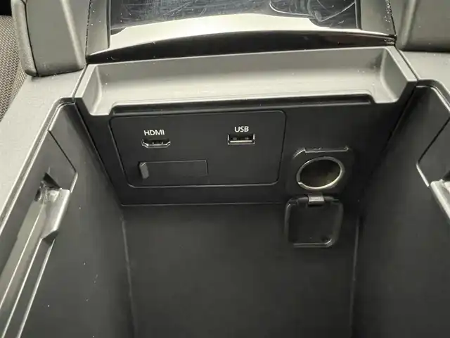 マツダ マツダ３ファストバック 15S ツーリング 大分県 2020(令2)年 3.7万km ソウルレッドクリスタルM 純正SDナビ/フルセグＴＶ/Ｂｌｕｅｔｏｏｔｈ/ＨＤＭＩ/ＢＳＭ/ＨＵＤ　/全方位カメラ/レーダークルーズコントロール/コーナーセンサー/レーンアシスト/前後ドライブレコーダー/革巻ステアリング/HDMI入力端子/ステアリングスイッチ/オートマチックハイビーム/スペアキー/ＥＴＣ/純正アルミホイル18インチ/純正フロアマット