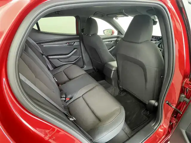 マツダ マツダ３ファストバック 15S ツーリング 大分県 2020(令2)年 3.7万km ソウルレッドクリスタルM 純正SDナビ/フルセグＴＶ/Ｂｌｕｅｔｏｏｔｈ/ＨＤＭＩ/ＢＳＭ/ＨＵＤ　/全方位カメラ/レーダークルーズコントロール/コーナーセンサー/レーンアシスト/前後ドライブレコーダー/革巻ステアリング/HDMI入力端子/ステアリングスイッチ/オートマチックハイビーム/スペアキー/ＥＴＣ/純正アルミホイル18インチ/純正フロアマット