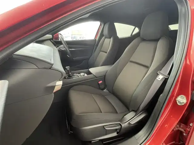 マツダ マツダ３ファストバック 15S ツーリング 大分県 2020(令2)年 3.7万km ソウルレッドクリスタルM 純正SDナビ/フルセグＴＶ/Ｂｌｕｅｔｏｏｔｈ/ＨＤＭＩ/ＢＳＭ/ＨＵＤ　/全方位カメラ/レーダークルーズコントロール/コーナーセンサー/レーンアシスト/前後ドライブレコーダー/革巻ステアリング/HDMI入力端子/ステアリングスイッチ/オートマチックハイビーム/スペアキー/ＥＴＣ/純正アルミホイル18インチ/純正フロアマット