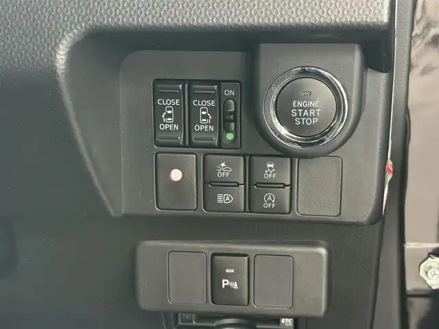 トヨタ タンク カスタムG－T 愛知県 2020(令2)年 1万km ブラックマイカメタリック /ワンオーナー//禁煙車//前後ドライブレコーダー//純正ディーラーオプションSDナビ//CD/DVD/AM/FM/BT/SD//バック/サイド/フロント/全周囲カメラ//パノラミックビューモニター//ビルトインETC//純正エンジンスターター//スマートアシスト//衝突警報機能//衝突回避支援ブレーキ機能//誤発進抑制制御機能//車線逸脱警報機能//先行車発進お知らせ機能//マルチインフォメーションディスプレイ//コーナーセンサー//横滑り防止装置//クルーズコントロール//スポーツスイッチ//アイドリングストップ//両側パワースライドドア//オートリトラクタブルウィンカーミラー//前席シートヒーター(D/N)//オートハイビーム//LEDイルミネーションランプ//ステアリングスイッチ//プッシュスタート//フォグランプ//リモートスタート//純正フロアマット//純正ドアバイザー//取扱説明書//ナビ取扱説明書//保証書//記録簿(R3.R5)