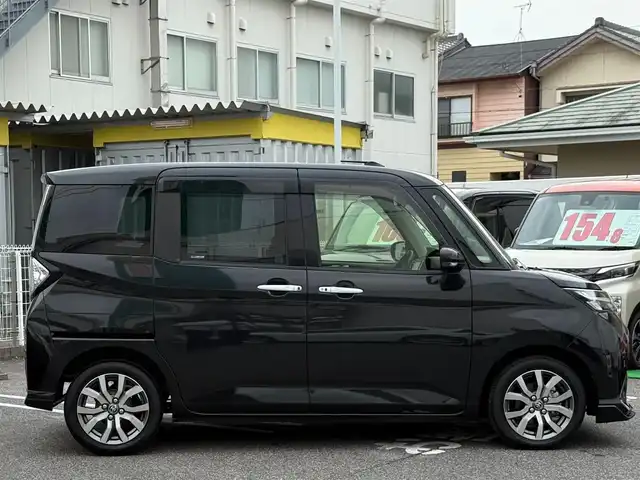 トヨタ タンク カスタムG－T 愛知県 2020(令2)年 1万km ブラックマイカメタリック /ワンオーナー//禁煙車//前後ドライブレコーダー//純正ディーラーオプションSDナビ//CD/DVD/AM/FM/BT/SD//バック/サイド/フロント/全周囲カメラ//パノラミックビューモニター//ビルトインETC//純正エンジンスターター//スマートアシスト//衝突警報機能//衝突回避支援ブレーキ機能//誤発進抑制制御機能//車線逸脱警報機能//先行車発進お知らせ機能//マルチインフォメーションディスプレイ//コーナーセンサー//横滑り防止装置//クルーズコントロール//スポーツスイッチ//アイドリングストップ//両側パワースライドドア//オートリトラクタブルウィンカーミラー//前席シートヒーター(D/N)//オートハイビーム//LEDイルミネーションランプ//ステアリングスイッチ//プッシュスタート//フォグランプ//リモートスタート//純正フロアマット//純正ドアバイザー//取扱説明書//ナビ取扱説明書//保証書//記録簿(R3.R5)