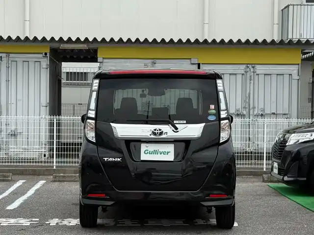 トヨタ タンク カスタムG－T 愛知県 2020(令2)年 1万km ブラックマイカメタリック /ワンオーナー//禁煙車//前後ドライブレコーダー//純正ディーラーオプションSDナビ//CD/DVD/AM/FM/BT/SD//バック/サイド/フロント/全周囲カメラ//パノラミックビューモニター//ビルトインETC//純正エンジンスターター//スマートアシスト//衝突警報機能//衝突回避支援ブレーキ機能//誤発進抑制制御機能//車線逸脱警報機能//先行車発進お知らせ機能//マルチインフォメーションディスプレイ//コーナーセンサー//横滑り防止装置//クルーズコントロール//スポーツスイッチ//アイドリングストップ//両側パワースライドドア//オートリトラクタブルウィンカーミラー//前席シートヒーター(D/N)//オートハイビーム//LEDイルミネーションランプ//ステアリングスイッチ//プッシュスタート//フォグランプ//リモートスタート//純正フロアマット//純正ドアバイザー//取扱説明書//ナビ取扱説明書//保証書//記録簿(R3.R5)