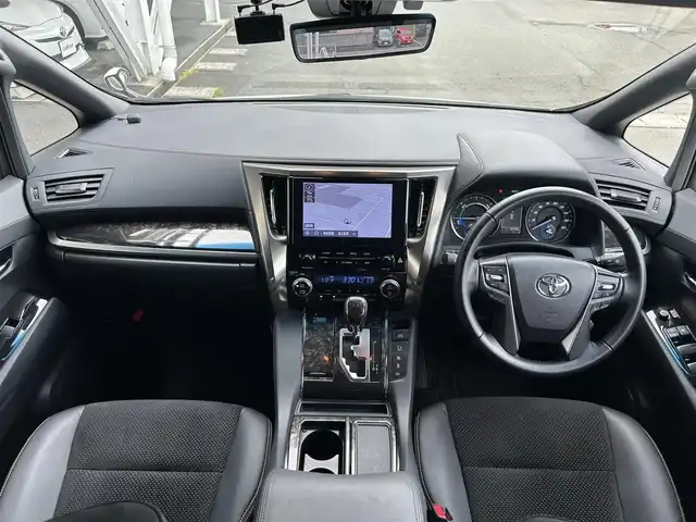 トヨタ アルファードハイブリット S タイプゴールドⅡ 静岡県 2021(令3)年 5.8万km パール ４ＷＤ/トヨタセーフティセンス/純正９型ディスプレイ/ナビＴＶキット/フルセグTV/バックカメラ/ビルトインＥＴＣ/ドラレコ/オットマン/100V/1500W/両側電動スライドドア/電動リアゲート/レーダークルーズ/ハーフレザー/WAC/３眼ＬＥＤヘッド/オートライト/オートハイビーム/モデリスタ製２０ＡＷ