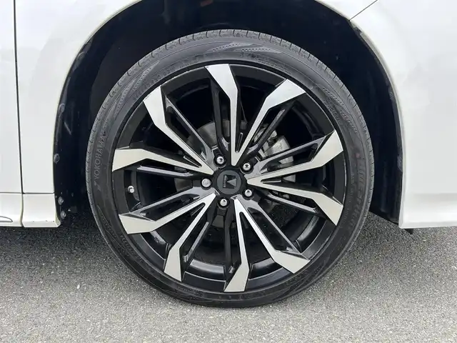 トヨタ アルファードハイブリット S タイプゴールドⅡ 静岡県 2021(令3)年 5.8万km パール ４ＷＤ/トヨタセーフティセンス/純正９型ディスプレイ/ナビＴＶキット/フルセグTV/バックカメラ/ビルトインＥＴＣ/ドラレコ/オットマン/100V/1500W/両側電動スライドドア/電動リアゲート/レーダークルーズ/ハーフレザー/WAC/３眼ＬＥＤヘッド/オートライト/オートハイビーム/モデリスタ製２０ＡＷ