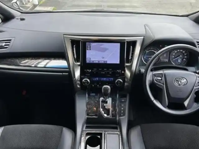 トヨタ アルファードハイブリット S タイプゴールドⅡ 静岡県 2021(令3)年 5.8万km パール ４ＷＤ/トヨタセーフティセンス/純正９型ディスプレイ/ナビＴＶキット/フルセグTV/バックカメラ/ビルトインＥＴＣ/ドラレコ/オットマン/100V/1500W/両側電動スライドドア/電動リアゲート/レーダークルーズ/ハーフレザー/WAC/３眼ＬＥＤヘッド/オートライト/オートハイビーム/モデリスタ製２０ＡＷ
