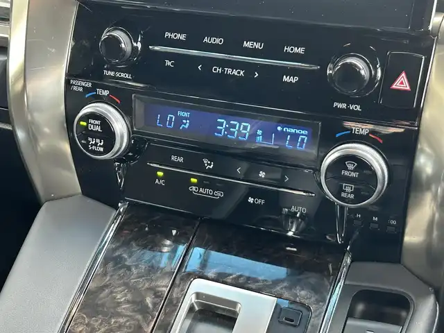 トヨタ アルファードハイブリット S タイプゴールドⅡ 静岡県 2021(令3)年 5.8万km パール ４ＷＤ/トヨタセーフティセンス/純正９型ディスプレイ/ナビＴＶキット/フルセグTV/バックカメラ/ビルトインＥＴＣ/ドラレコ/オットマン/100V/1500W/両側電動スライドドア/電動リアゲート/レーダークルーズ/ハーフレザー/WAC/３眼ＬＥＤヘッド/オートライト/オートハイビーム/モデリスタ製２０ＡＷ