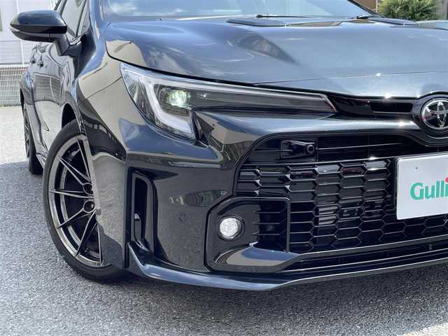 トヨタ ＧＲカローラ RZ 神奈川県 2023(令5)年 0.2万km プレシャスブラックパール ワンオーナー/カーボンルーフ/BBS製純正18インチAW/GR赤ブレーキキャリパー/JBLスピーカー/HUD/ワイヤレス充電/純正10.5インチディスプレイ/純正メモリーナビ・地デジTV/純正USB/BT/Miracast/バックモニター/ビルトインETC2.0/ハーフレザーシート/前席シートヒーター/ステアリングヒーター/トヨタセーフティセンス/レーダークルーズコントロール/PCS/LDA/BSM/RCTA/SEA/RSA/オートハイビーム/コーナーセンサー/寒冷地仕様/プッシュスタート/スマートキー×2/純正フロアマット/R5/6年ディーラー整備記録/保証書・取説あり