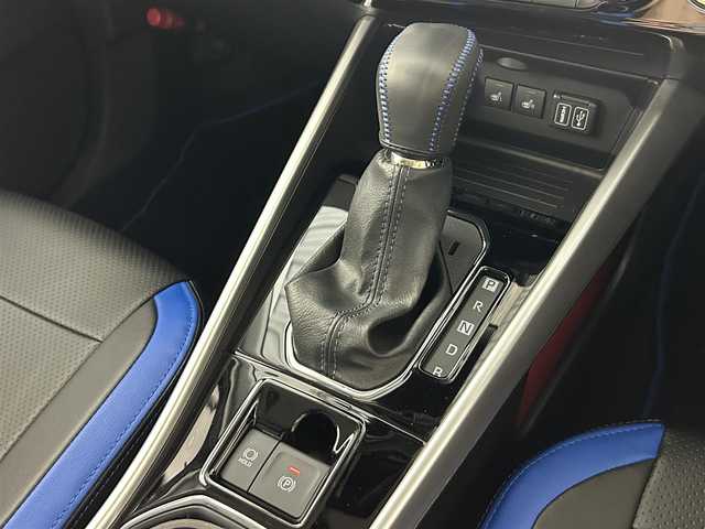 トヨタ ライズ Z 佐賀県 2022(令4)年 0.8万km ブラックマイカメタリック 純正9インチディスプレイオーディオ/フルセグTV/Bluetooth/HDMI/USB/全周囲カメラ/ビルトインETC/前方・後方ドライブレコーダー/運転席・助手席シートヒーター/レーダークルーズコントロール/レーンアシスト/衝突被害軽減ブレーキ/先行車発進お知らせ機能/ロードサインアシスト/クリアランスソナー/LEDヘッドライト/オートライト/フォグライト/純正17インチアルミホイール/レザー調シートカバー/保証書/取扱説明書